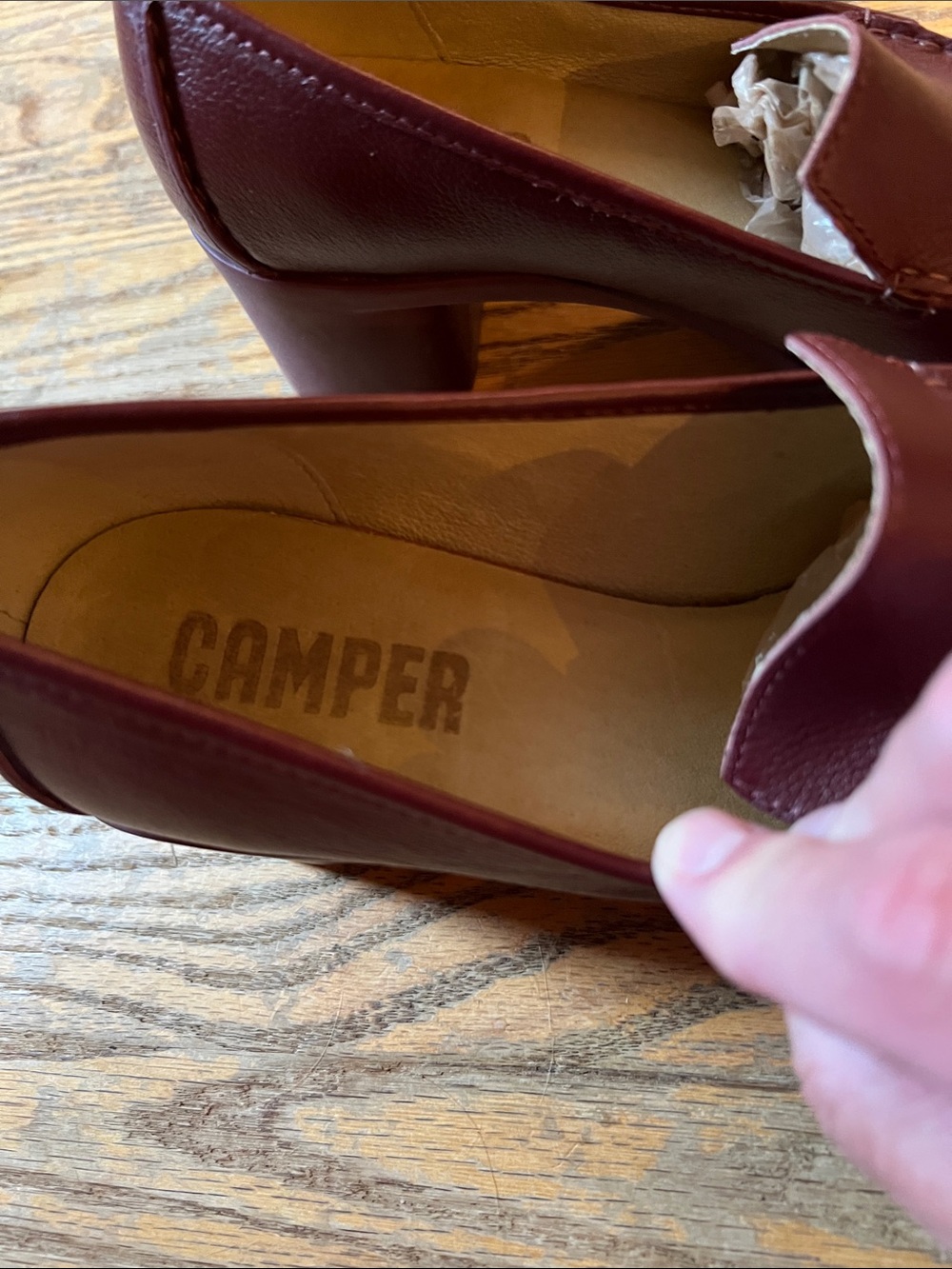 Camper Women's Burgundy Leather Chunky Block Heel Loafers size 9 - Picture 2 of 11